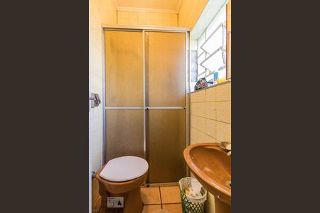 Casa à venda com 270m², 4 quartos e 3 vagas Casa à venda com 270m², 4 quartos e 3 vagasBanheiro de Serviço