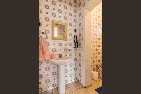 Lavabo de casa à venda com 4 quartos, 270m² em Medianeira, Porto Alegre