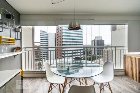 Apartamento para alugar com 34m², 1 quarto e 1 vagaVaranda