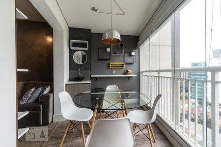 Apartamento para alugar com 34m², 1 quarto e 1 vagaVaranda