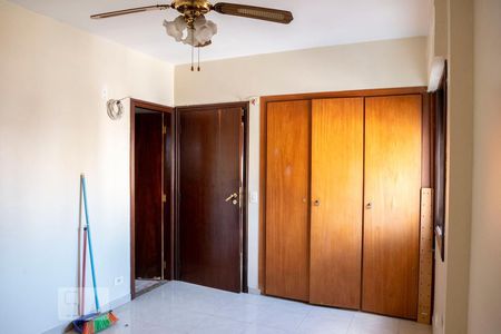 Apartamento para alugar com 100m², 3 quartos e 2 vagasSuíte
