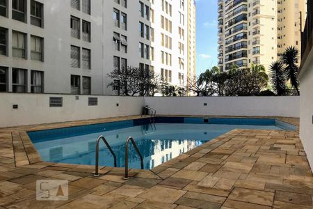 Apartamento para alugar com 100m², 3 quartos e 2 vagas Apartamento para alugar com 100m², 3 quartos e 2 vagasÁrea comum - Piscina