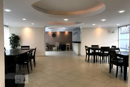 Apartamento para alugar com 100m², 3 quartos e 2 vagas Apartamento para alugar com 100m², 3 quartos e 2 vagasÁrea comum - Salão de festas