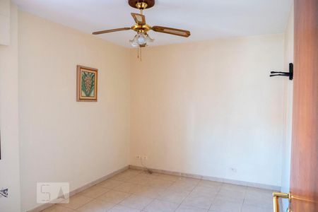 Apartamento para alugar com 100m², 3 quartos e 2 vagasSuíte