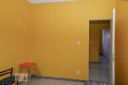 Quarto 1 de casa à venda com 2 quartos, 75m² em Planalto, Belo Horizonte
