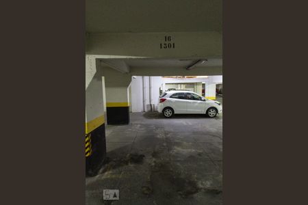 Garagem de apartamento à venda com 2 quartos, 62m² em Santo Antônio, Belo Horizonte