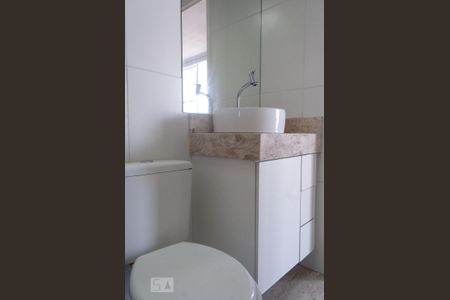 Apartamento à venda com 61m², 2 quartos e 1 vagaBanheiro 2