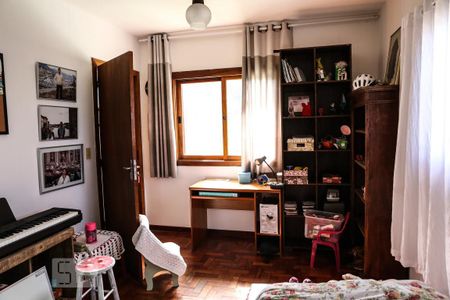 Casa à venda com 260m², 3 quartos e 1 vagaSuíte