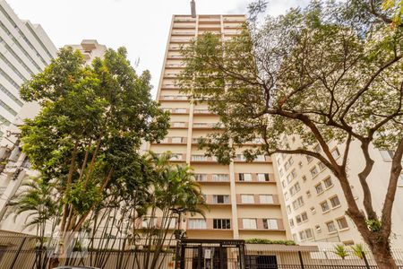 Apartamento à venda com 77m², 3 quartos e 2 vagas Apartamento à venda com 77m², 3 quartos e 2 vagasFachada
