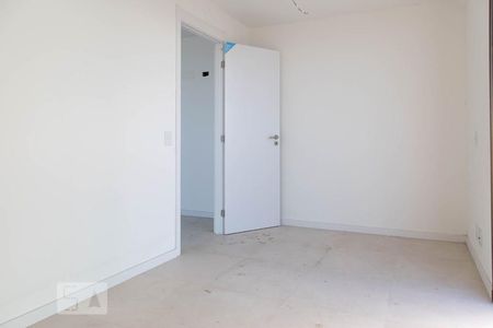 Apartamento à venda com 140m², 3 quartos e 2 vagasQuarto 2