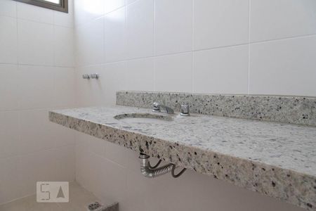 Apartamento à venda com 140m², 3 quartos e 2 vagasBanheiro social 2