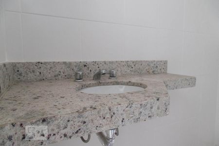 Apartamento à venda com 140m², 3 quartos e 2 vagasBanheiro social 1