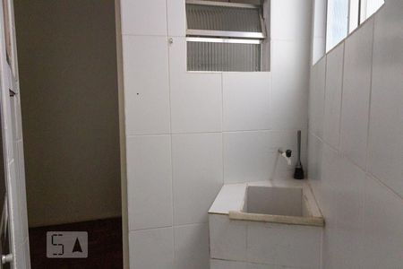 Apartamento para alugar com 86m², 3 quartos e sem vaga Apartamento para alugar com 86m², 3 quartos e sem vagaCozinha e Área de Serviço
