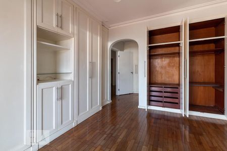 Casa à venda com 375m², 5 quartos e 3 vagasSuite 3