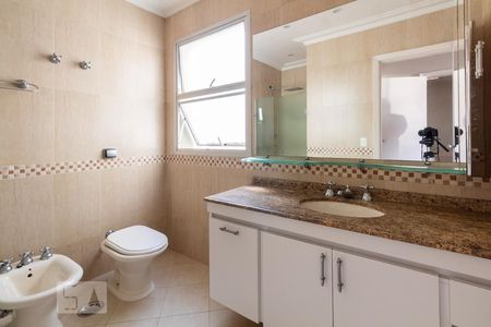 Casa à venda com 375m², 5 quartos e 3 vagasBanheiro Suite 3