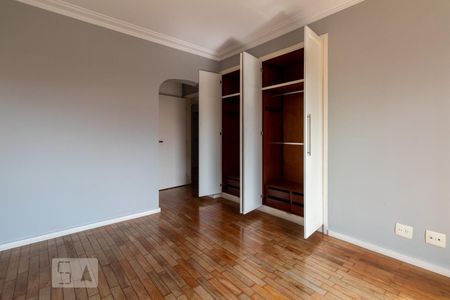 Casa à venda com 375m², 5 quartos e 3 vagasSuite 2