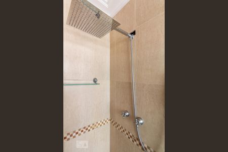 Casa à venda com 375m², 5 quartos e 3 vagasBanheiro Suite 3