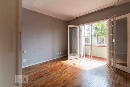 Suite 1 de casa à venda com 5 quartos, 375m² em Vila da Saúde, São Paulo