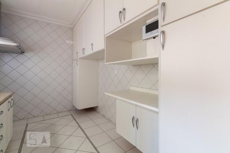 Casa à venda com 375m², 5 quartos e 3 vagasCozinha