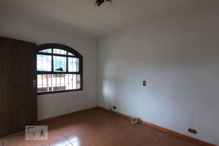 Casa à venda com 150m², 4 quartos e 2 vagasSuíte