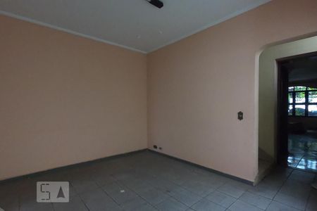 Casa à venda com 150m², 4 quartos e 2 vagasCopa