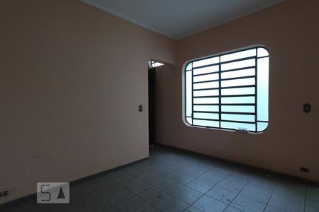 Casa à venda com 150m², 4 quartos e 2 vagasCopa