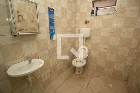 Banheiro de casa à venda com 1 quarto, 125m² em Jardim Peri, São Paulo