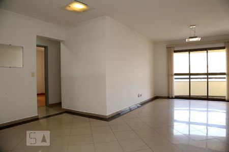Sala de apartamento para alugar com 3 quartos, 112m² em Jardim Monte Alegre, Taboão da Serra