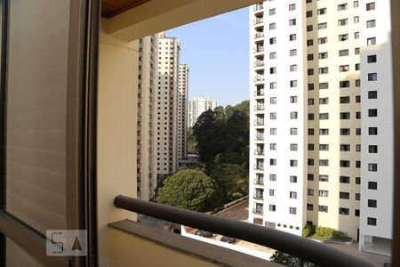 Apartamento para alugar com 112m², 3 quartos e 2 vagasvaranda