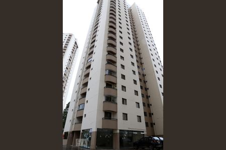 Apartamento para alugar com 112m², 3 quartos e 2 vagasFachada