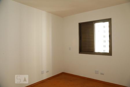 Apartamento para alugar com 112m², 3 quartos e 2 vagasQuarto 2