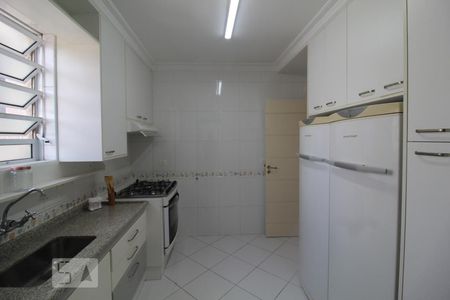 Apartamento para alugar com 250m², 3 quartos e 3 vagasCozinha