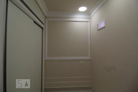 Apartamento para alugar com 250m², 3 quartos e 3 vagasCloset quarto 2