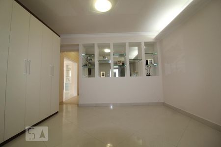 Apartamento para alugar com 250m², 3 quartos e 3 vagasQuarto 1 suite