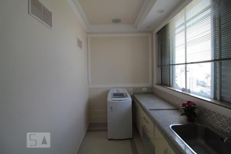 Apartamento para alugar com 250m², 3 quartos e 3 vagasÁrea serviço