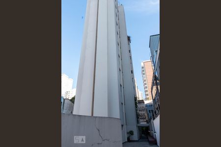 Apartamento para alugar com 84m², 1 quarto e 1 vagaFachada