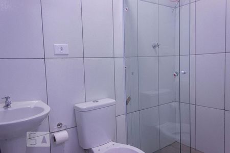 Banheiro de casa para alugar com 1 quarto, 40m² em Casa Verde, São Paulo