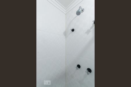 Apartamento à venda com 81m², 2 quartos e 2 vagas Apartamento à venda com 81m², 2 quartos e 2 vagasBanheiro da Suíte