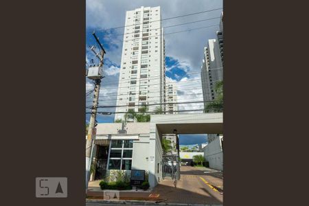 Apartamento à venda com 81m², 2 quartos e 2 vagas Apartamento à venda com 81m², 2 quartos e 2 vagasFachada e portaria