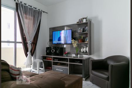Sala de Apartamento com 2 quartos, 84m² Macedo