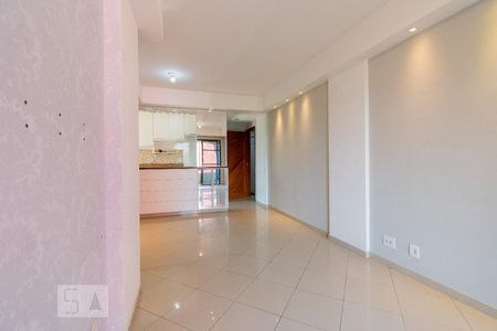 Sala de apartamento para alugar com 3 quartos, 73m² em Pechincha, Rio de Janeiro