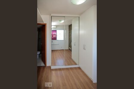 Suíte de apartamento para alugar com 2 quartos, 54m² em Cascadura, Rio de Janeiro