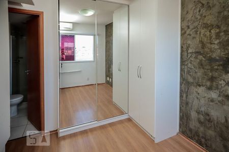 Suíte de apartamento para alugar com 2 quartos, 54m² em Cascadura, Rio de Janeiro