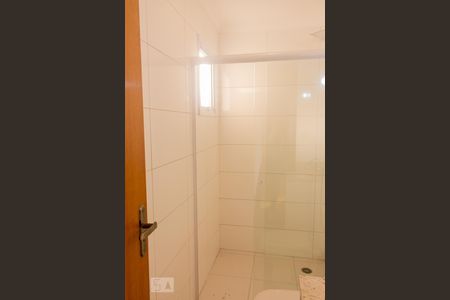 Apartamento à venda com 70m², 2 quartos e 2 vagas Apartamento à venda com 70m², 2 quartos e 2 vagasBanheiro da Suíte