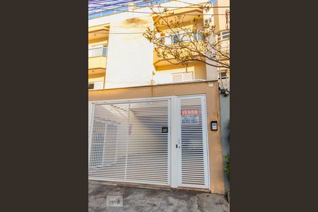 Apartamento à venda com 70m², 2 quartos e 2 vagas Apartamento à venda com 70m², 2 quartos e 2 vagasFachada