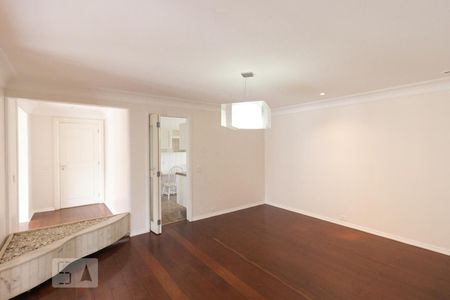 Apartamento à venda com 220m², 3 quartos e 2 vagasSala