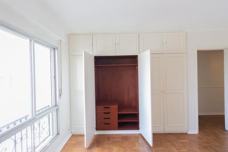 Apartamento à venda com 220m², 3 quartos e 2 vagasQuarto 1