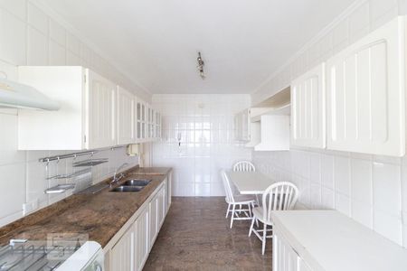 Apartamento à venda com 220m², 3 quartos e 2 vagasCozinha