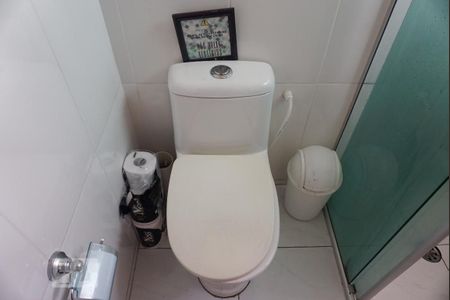 Apartamento para alugar com 69m², 2 quartos e 1 vaga Apartamento para alugar com 69m², 2 quartos e 1 vagaBanheiro