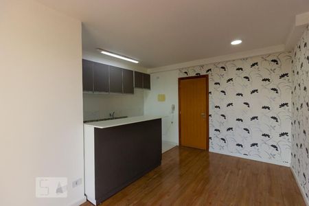 Sala de apartamento para alugar com 3 quartos, 60m² em Granja Viana, Cotia